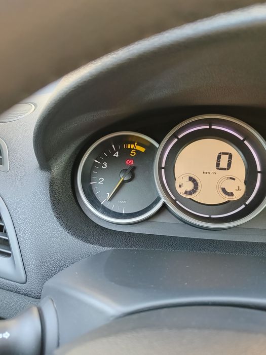 Рено Меган 3 автомат