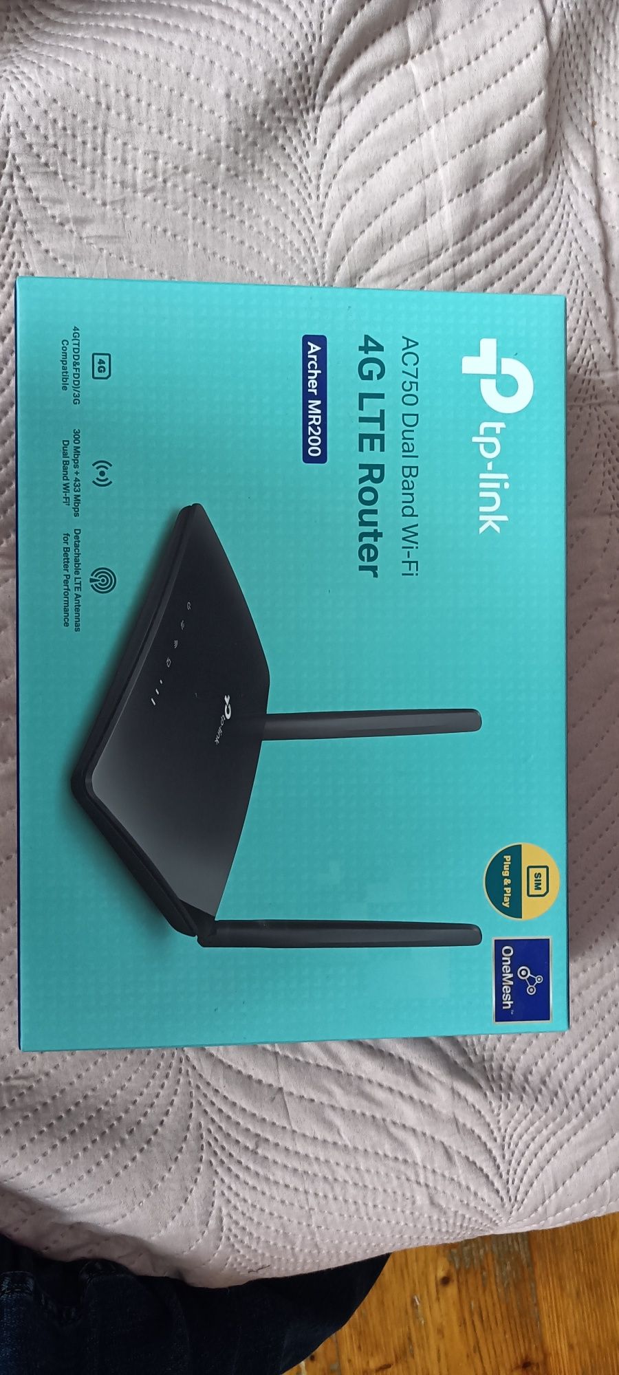 Modem / Router Tp-Link AC750 MR200 sim