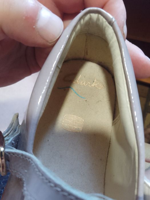 Туфельки лаковые на девочку