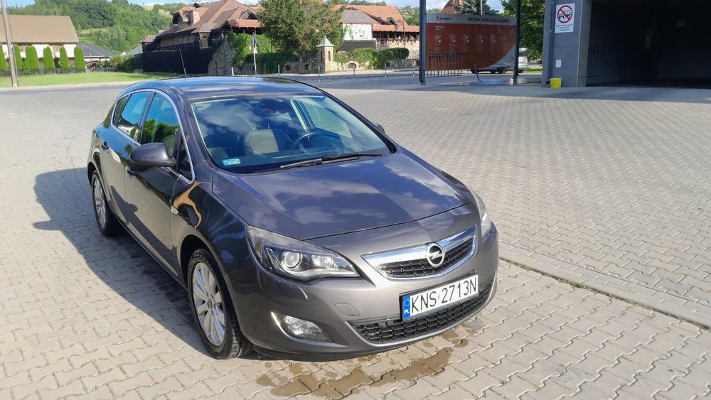 Opel Astra Opel Astra J 2.0 CDTI 160 KM