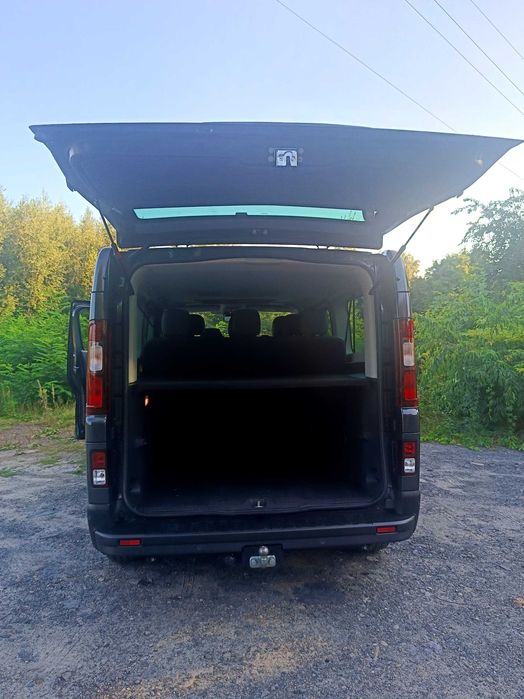 Wynajem samochodu busa przewóz gości studniówka wesela narty Śląsk