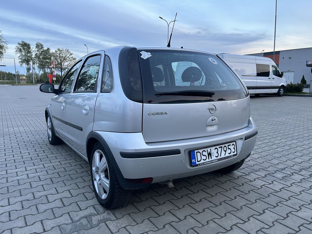 Opel corsa 1.0 LPG GAZ *Sprawna klimatyzacja* *Czujniki parkowania*