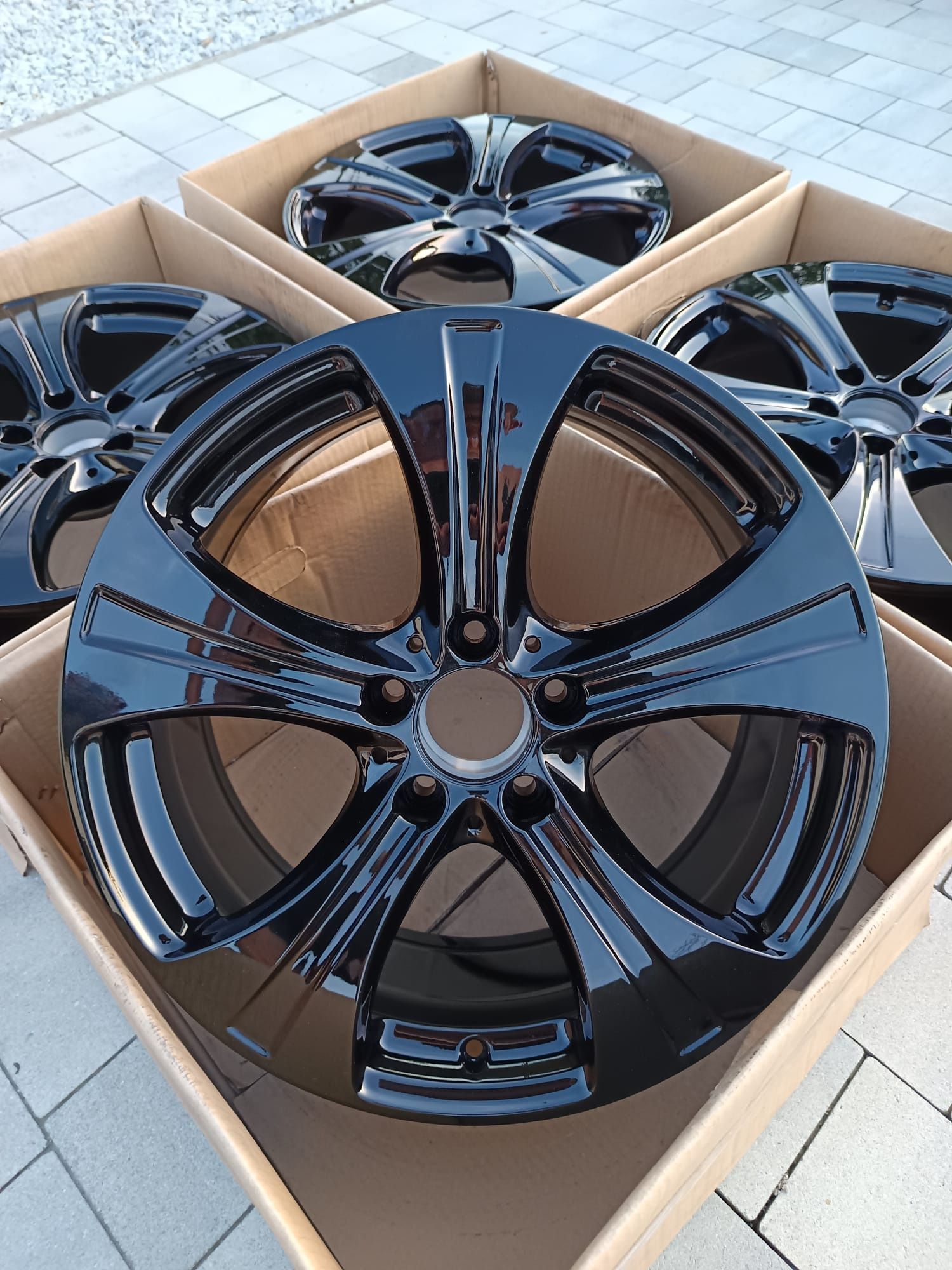 #M10C Alufelgi R18 5x112 ET38 VW Golf Jetta Passat T-Roc Touran EOS