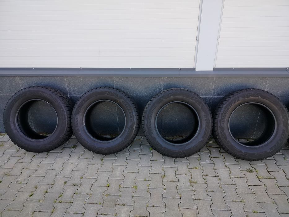 Колёса шины зимняя резина Bridgestone Blizzak DM-2 285/60 R18 4 шт