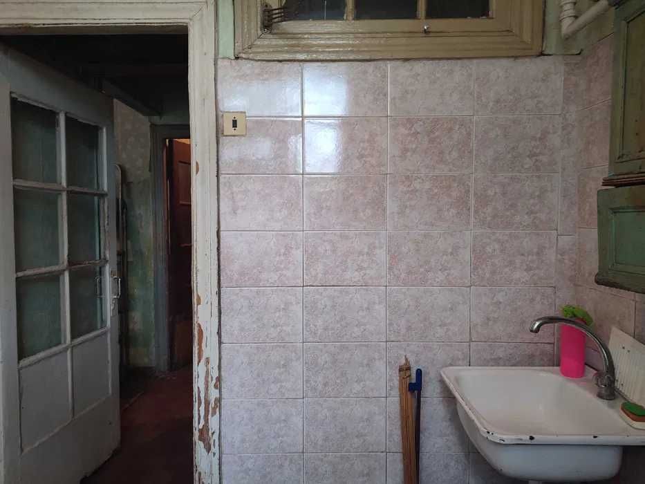 Продам 1-к квартиру, ул. Михновского, Центр. IN