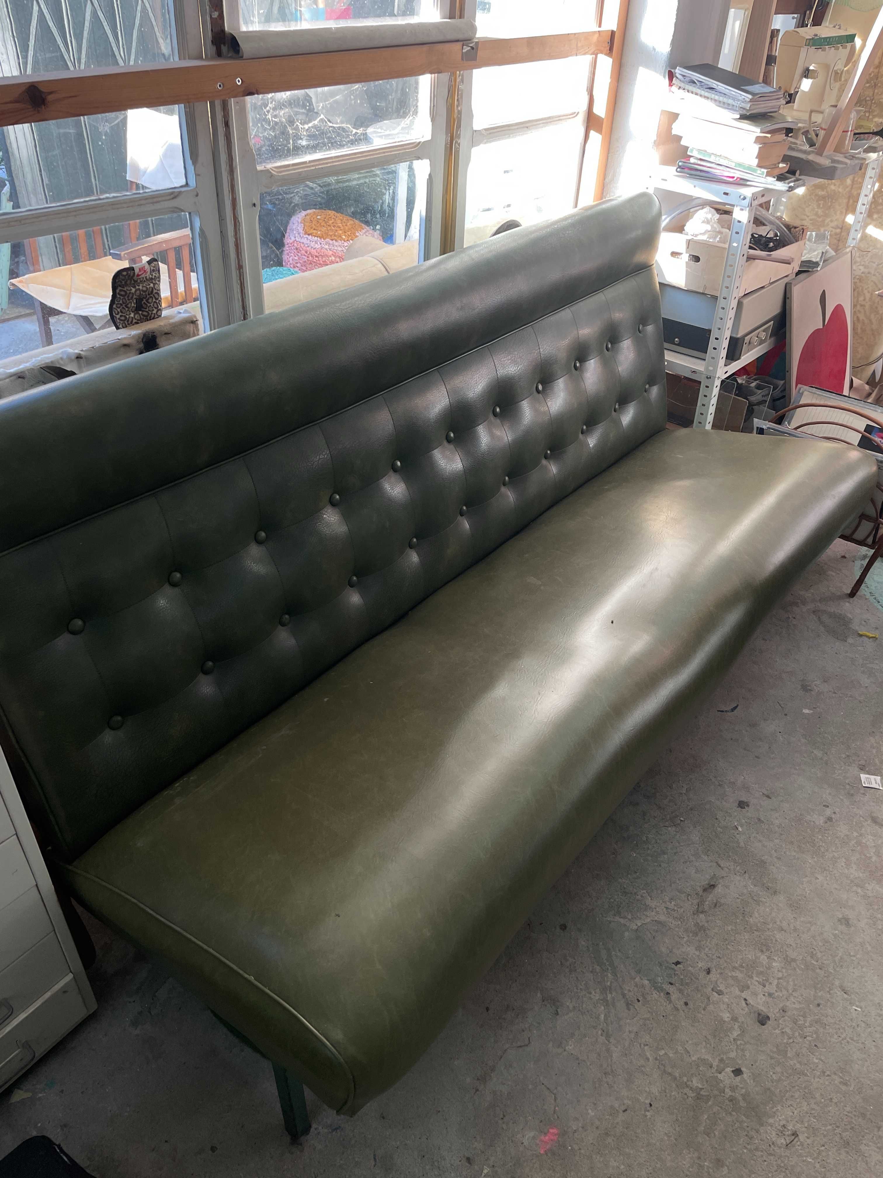Sofa vintage verde