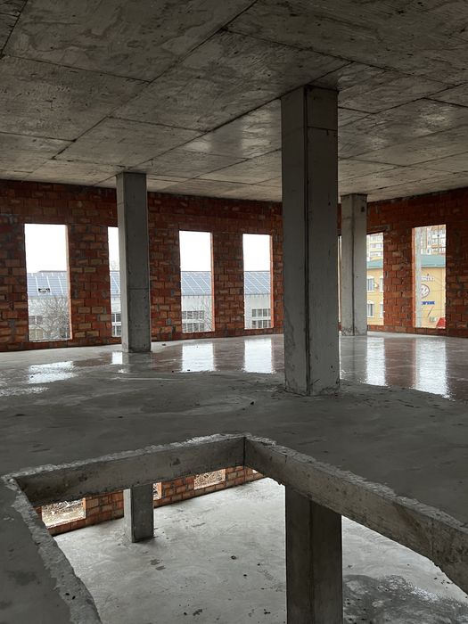 Боярка продаж будівлі Фасад 500квм + парковка