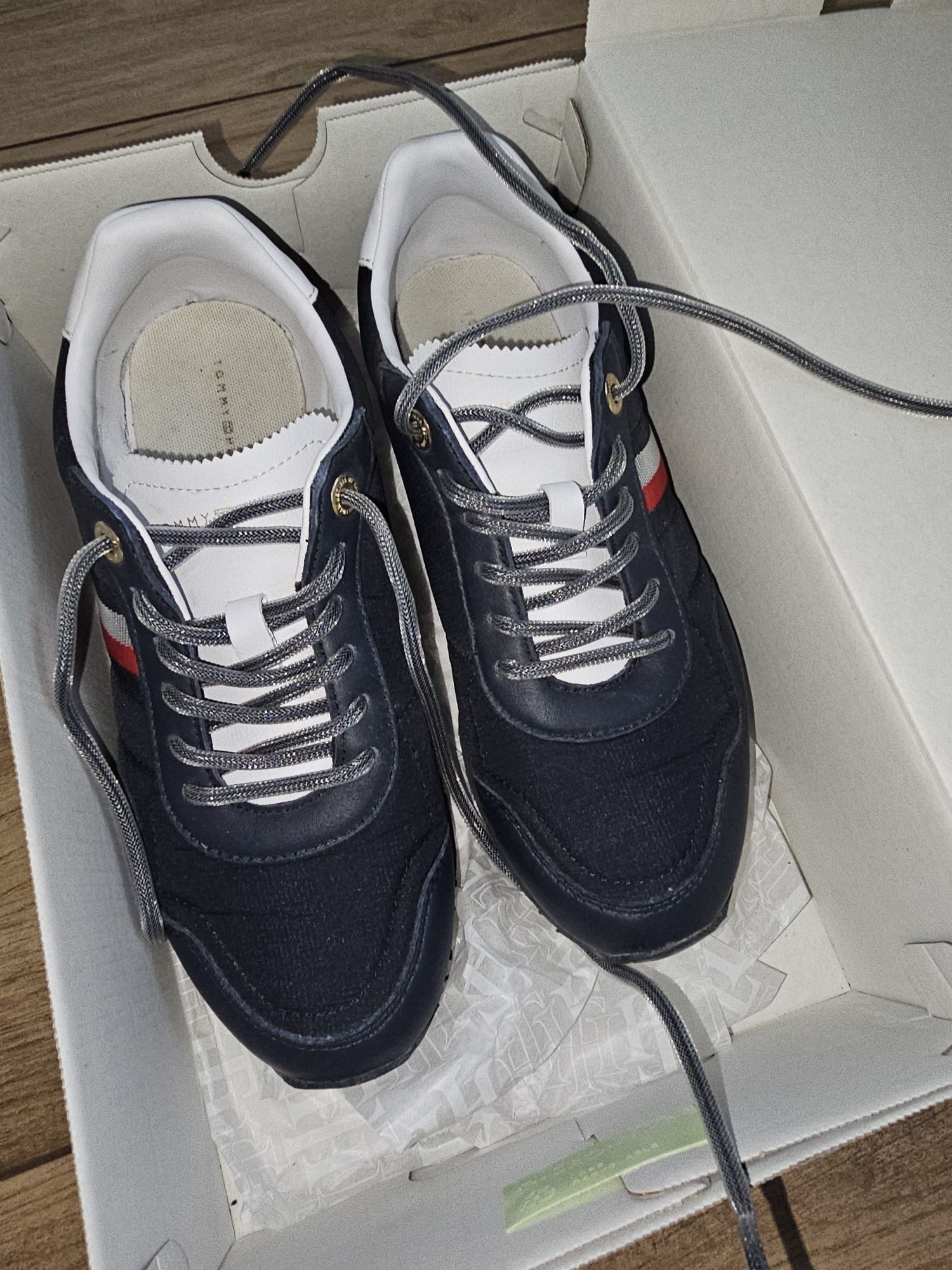 Tommy hilfiger r.39