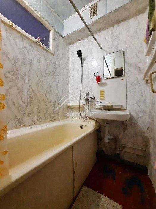 Продаж 2к на 129 кв