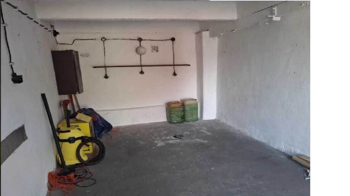 Sprzedam garaż Os. Muzyków, Żabikowska, Jagiellońska 17m2