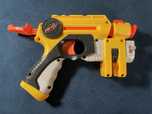 Pistolet Nerf żółty