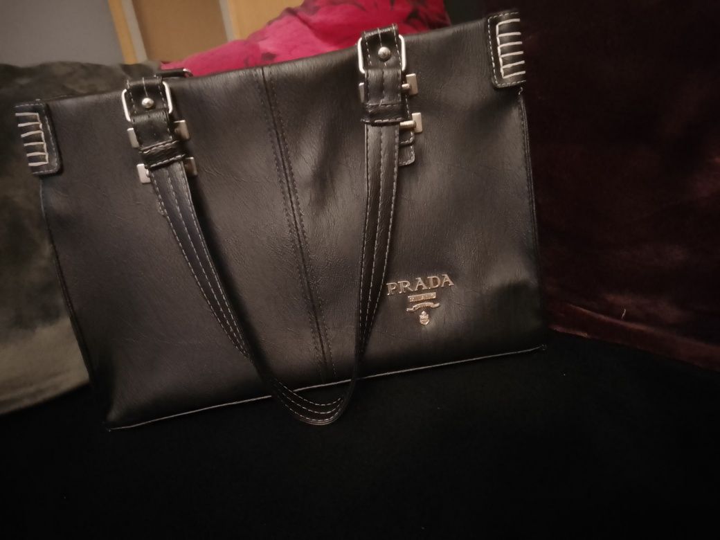Sprzedam torebkę Prada Milano