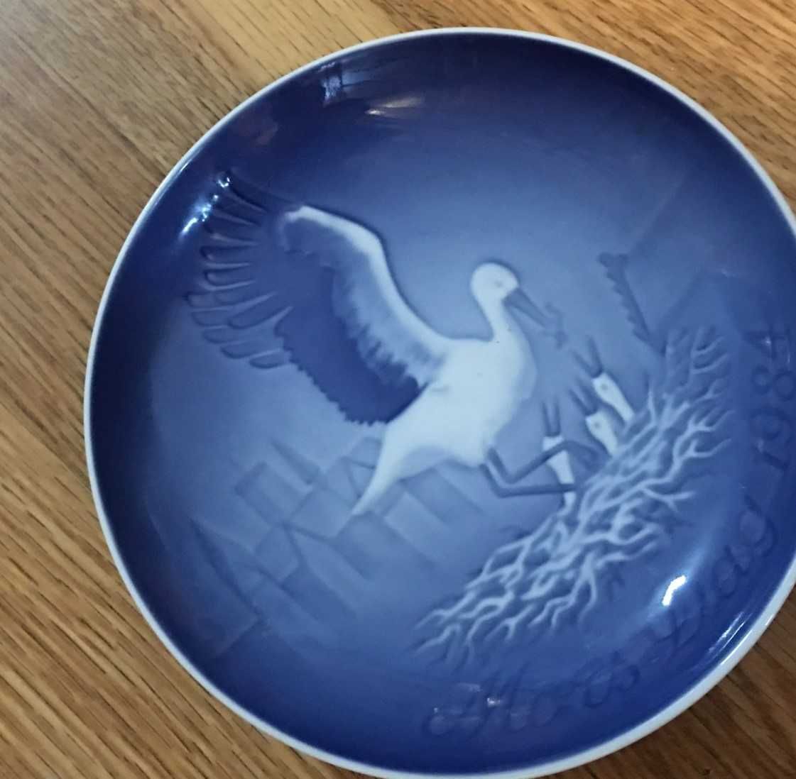 Porcelanowy talerzyk z kolekcji Dzień Matki z 1984 roku. Mors Dag.