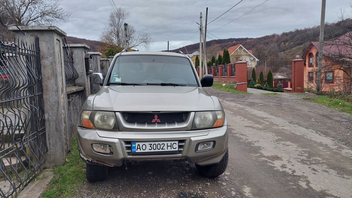 Mitsubishi Pajero 3 3.2 DiD короткий 3 двері