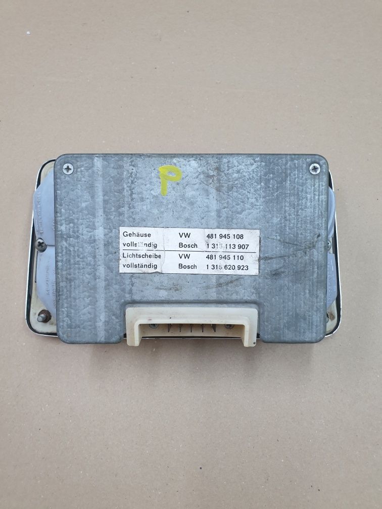lampa prawa tylna Volkswagen K70 69 rok