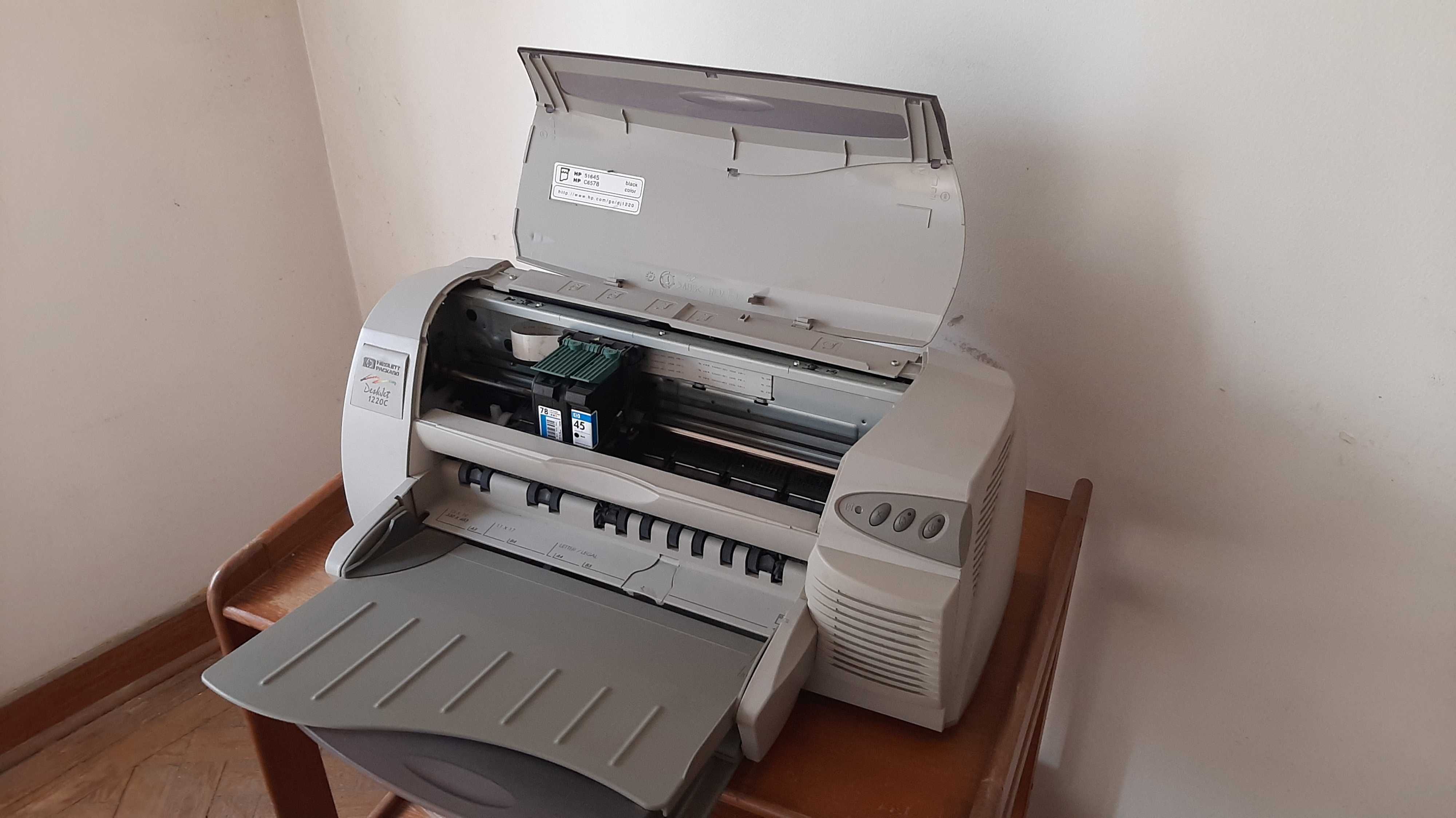 Impressora A3 - HP Deskjet 1220C