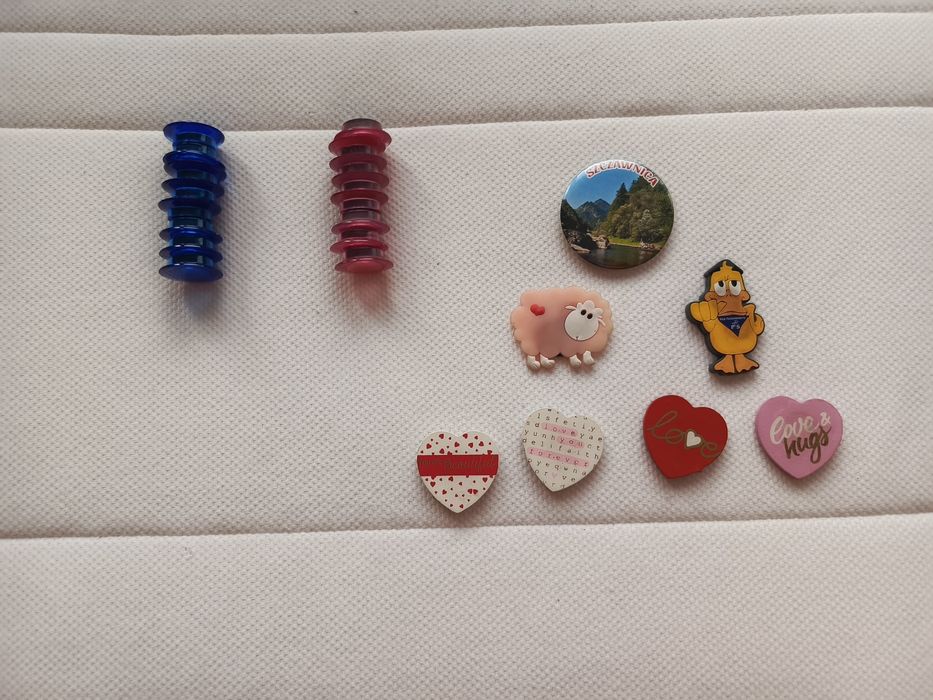 21 różnych magnesów na żółte kartki przypominajki na lodówkę