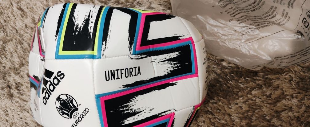 Piłka Adidas Uniforia Euro 2020 replica. Nowa. Rozmiar 5