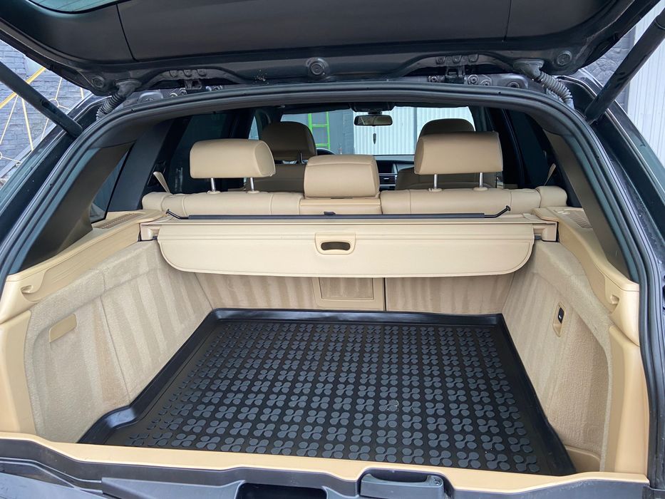 BMW X5 / Рік випуску 2010.