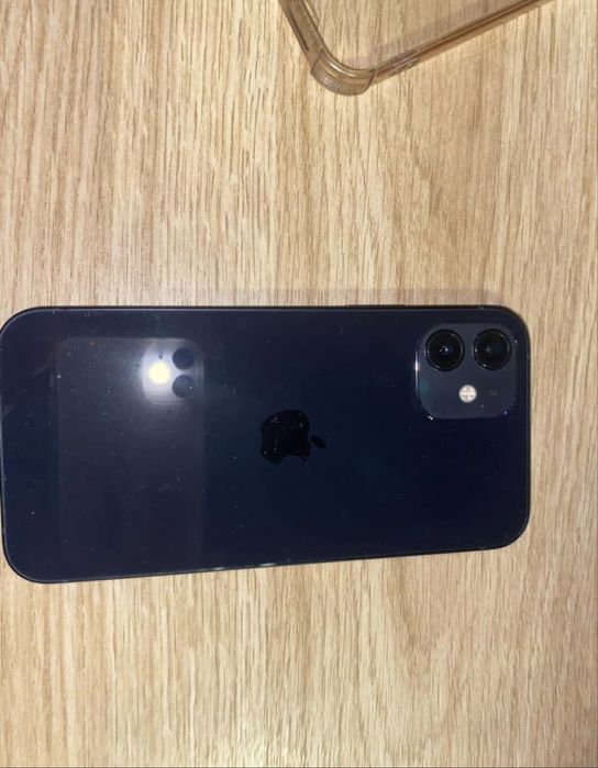 Iphone 12 excelente estado