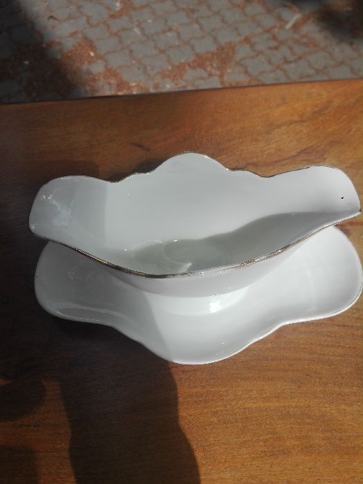 Sosjerka porcelana biała ze złoceniami Giesche Bogucice lata 30-te