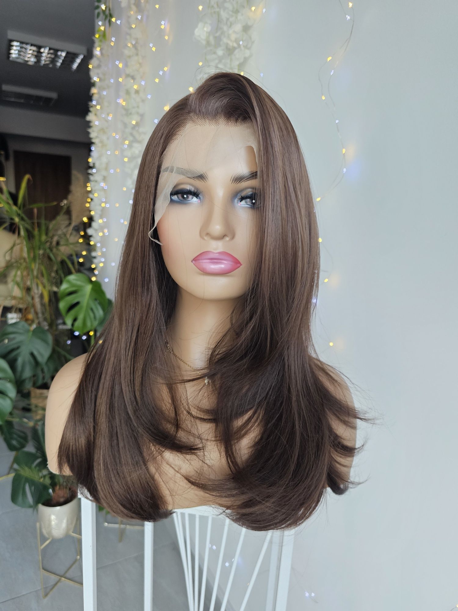 Peruka Abi brąz lacefront zmianq przedziałka naturalny efekt