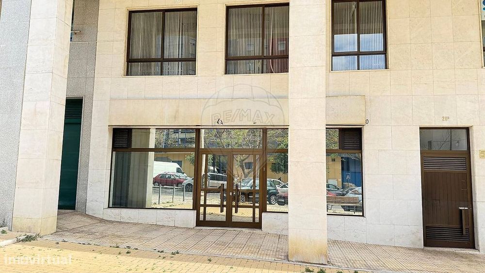 Loja  para arrendamento