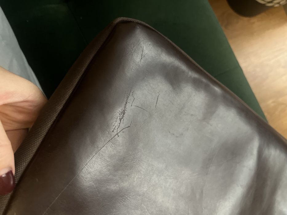 Шкіряна сумка для ноутбука