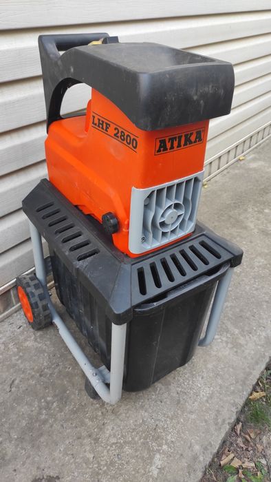 Дробілка гілок . Измельчитель веток.Шредер.