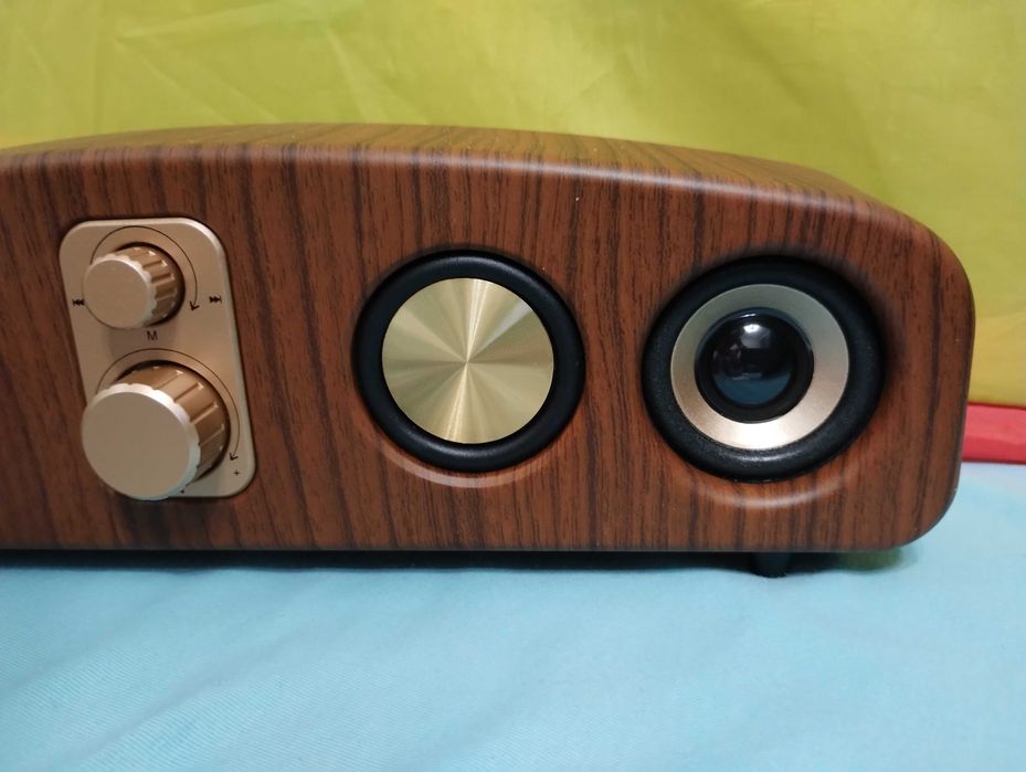 Блютуз колонка ( USB / AUX / SD-карта ) Аккумулятор и от 220В Саундбар