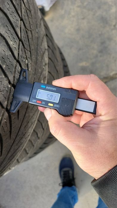 Шини Goodyear 255/55 R18,