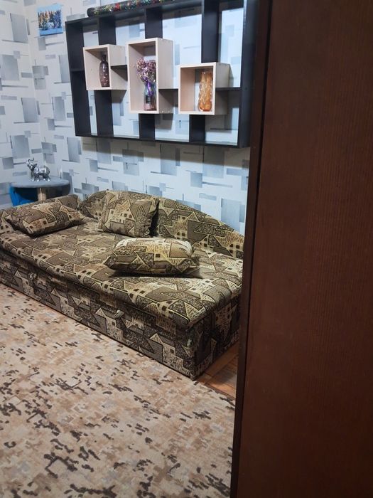 Сдам комнату в двухкомнатной квартире для одного человека