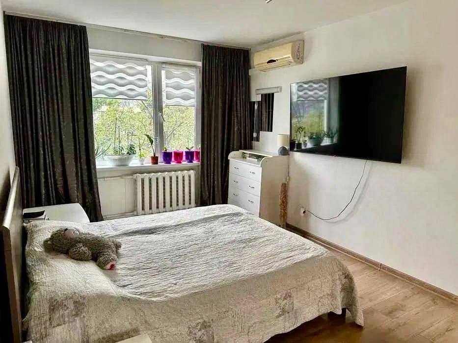 3к 63м Оболонь світла квартира з новим ремонтом