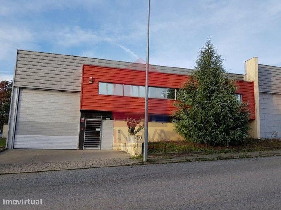 Armazém em Oleiros, Vila Verde