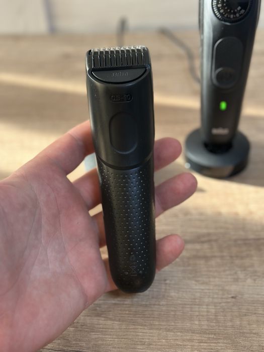 Тример для вусів і бороди Braun