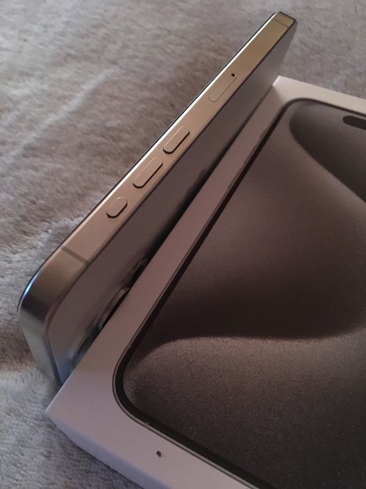 Apple iPhone 15 Pro White Titanium 128GB Neverlock