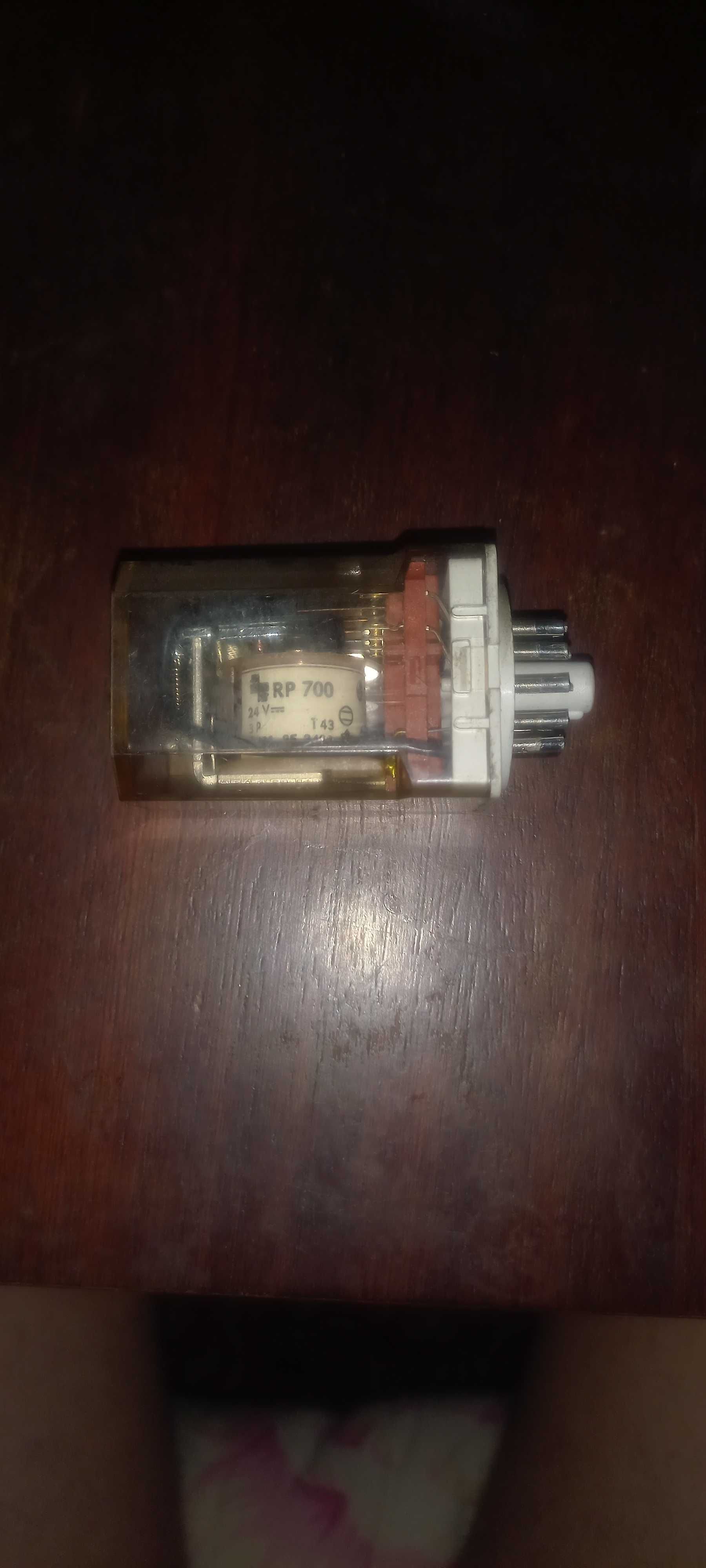 Проміжне реле RELPOL R15 RP700 24V