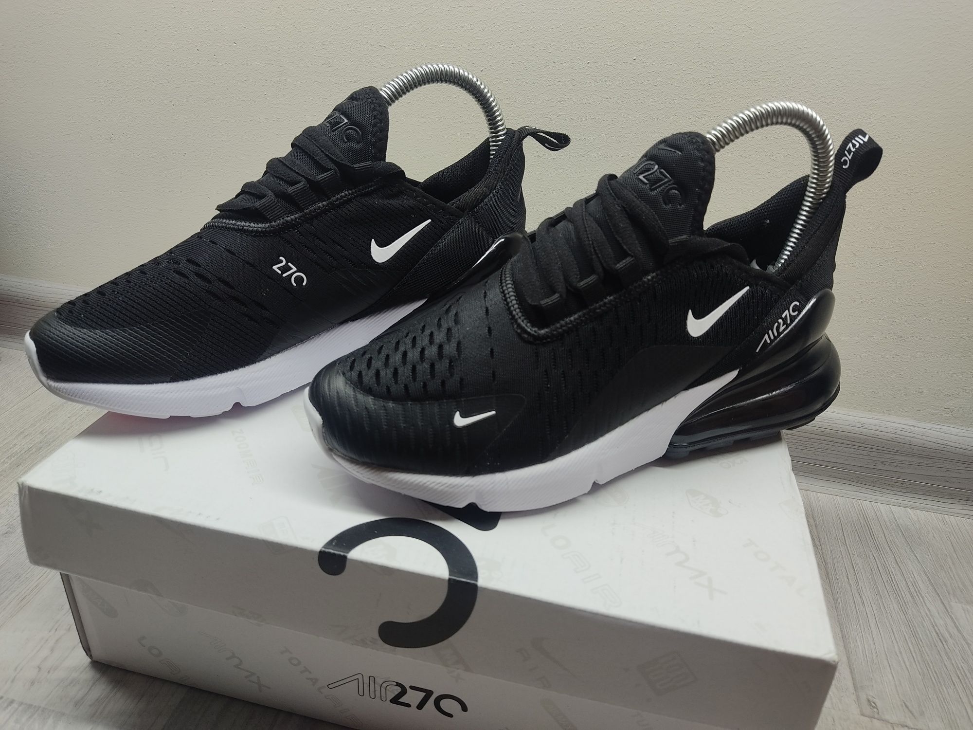 Жіночі кросівки Nike Air Max 270 Black(38,39,40,41, 42)