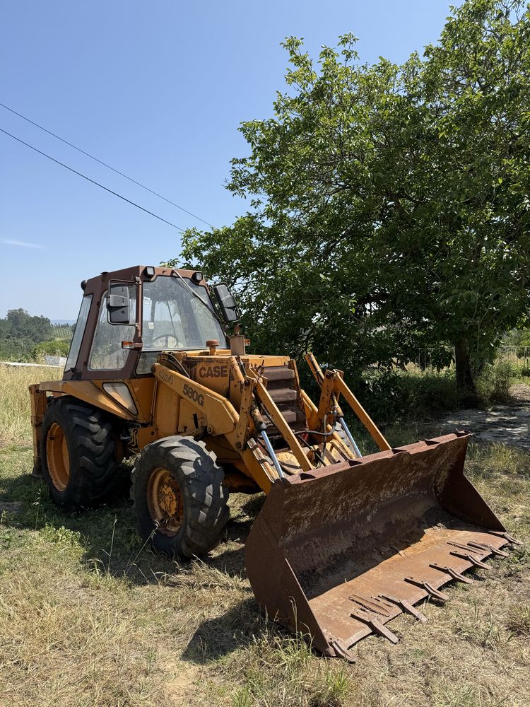 Retroescavadora Case 580G 4x4 Sem Lança