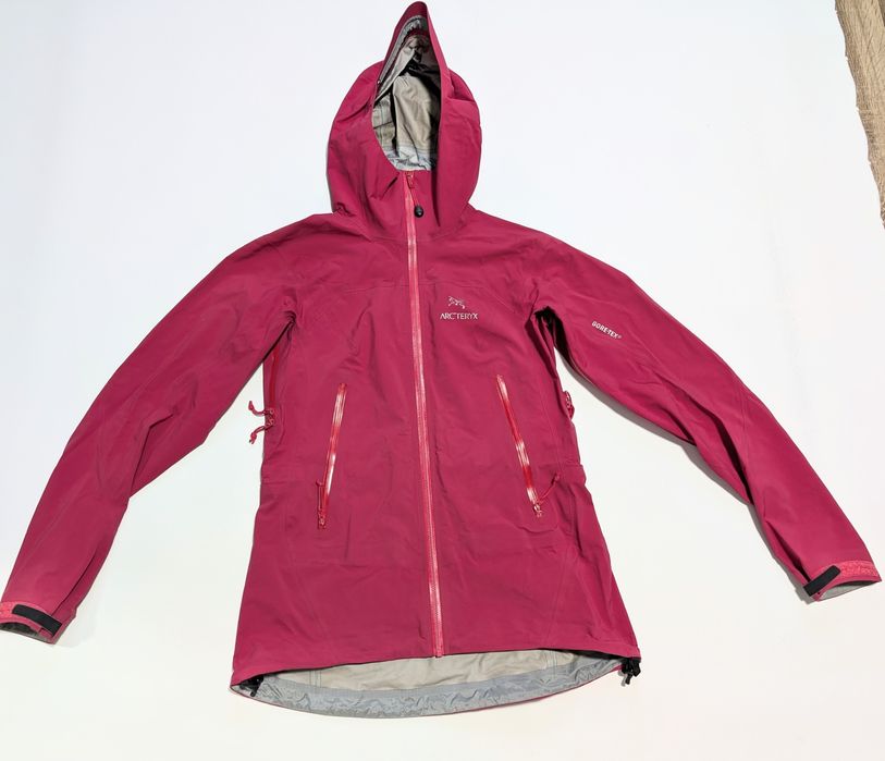 Arc'teryx zetabar gore tex жіноча куртка