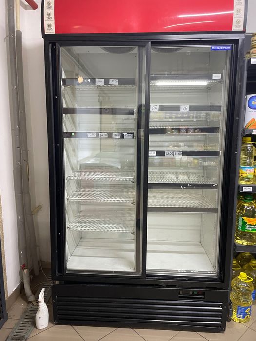Продам холодильні вітрини