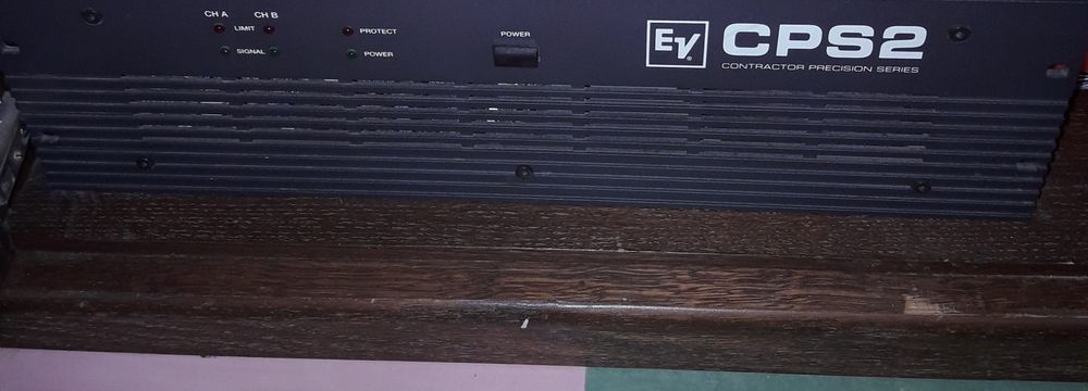 Продам колонки + підсилювач потужності Electro Voice усилитель