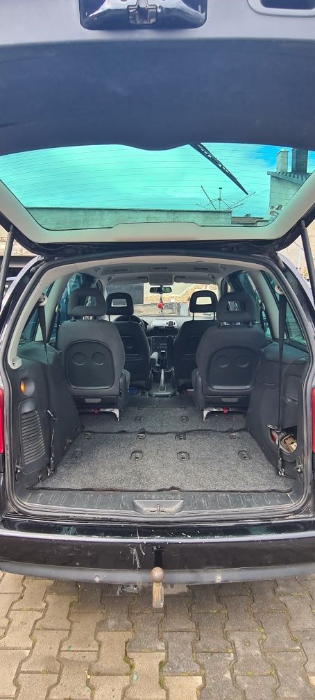 Samochód 7 osobowy Seat alhambra