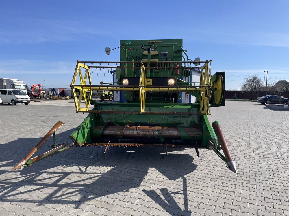 Комбайн John Deere 942