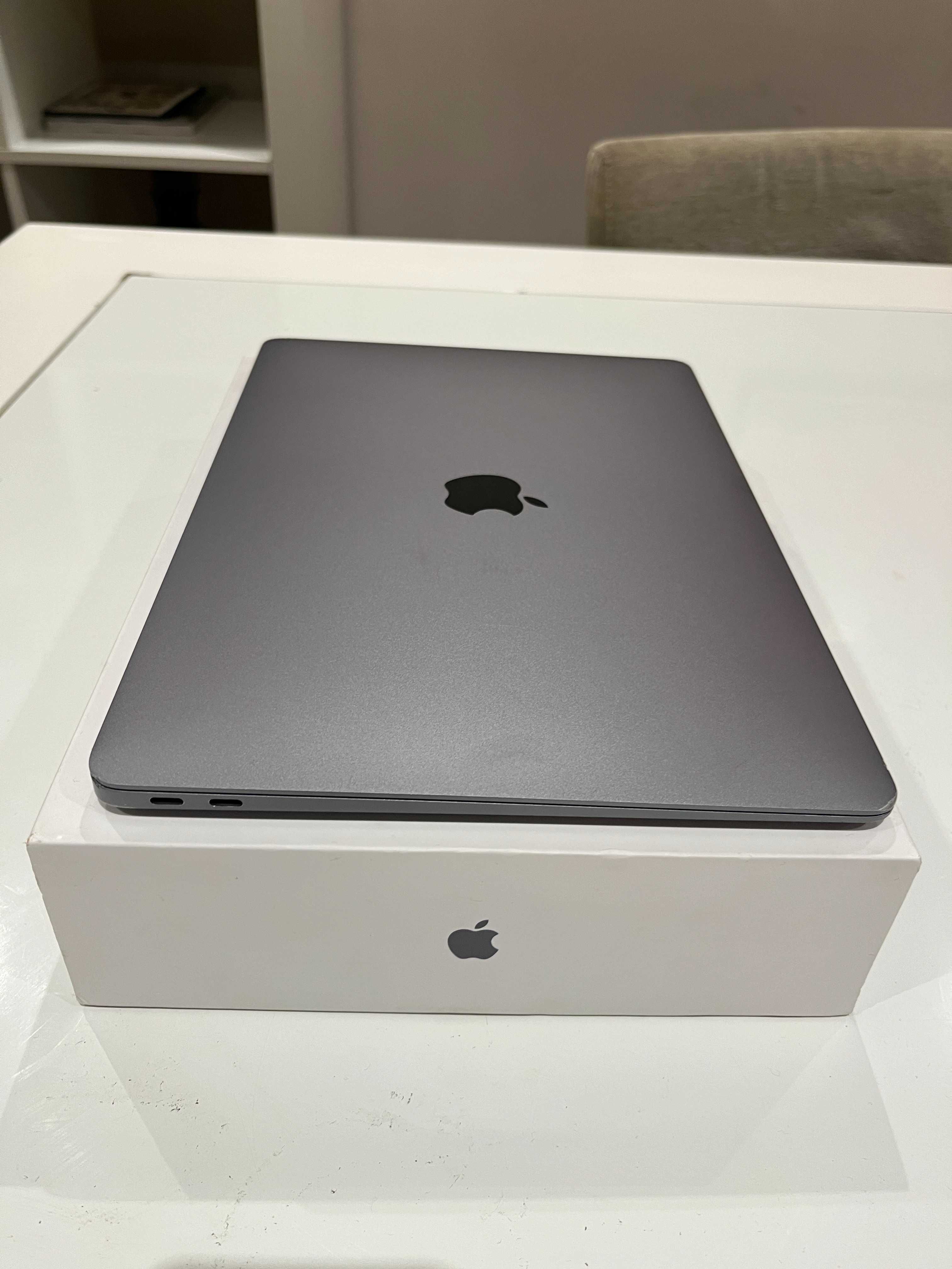 Macbook Air 2018 spacegray