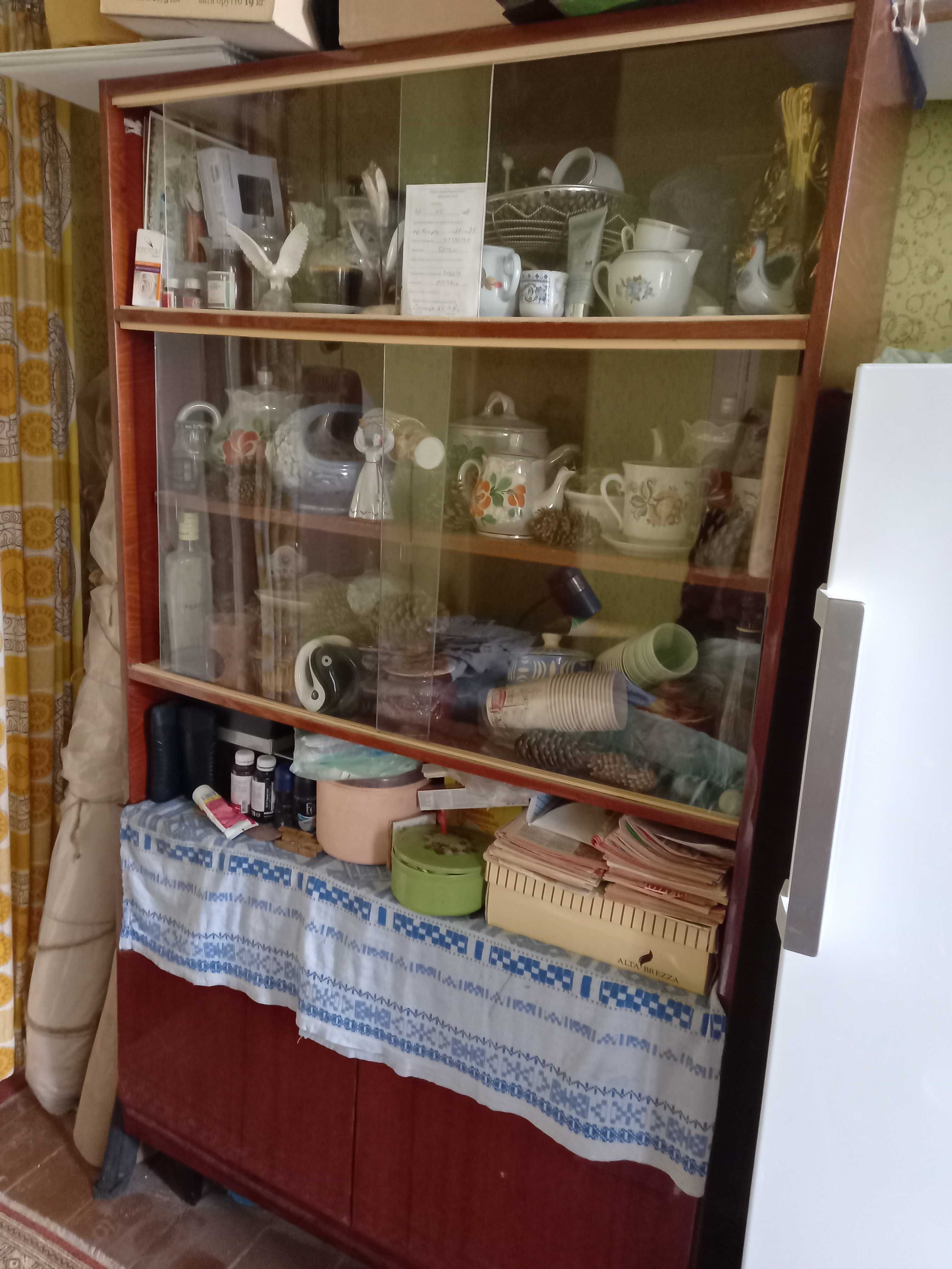 Шкаф со стеклами советский очень дешево 399 грн