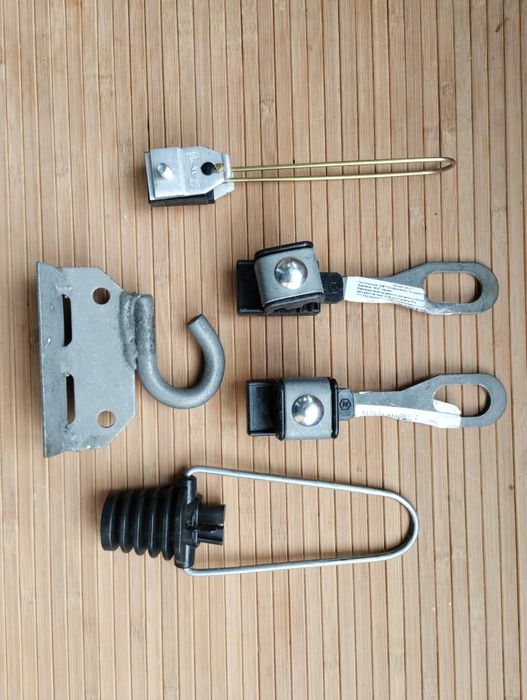 Элементы крепления кабеля, в лоте 5 шт.