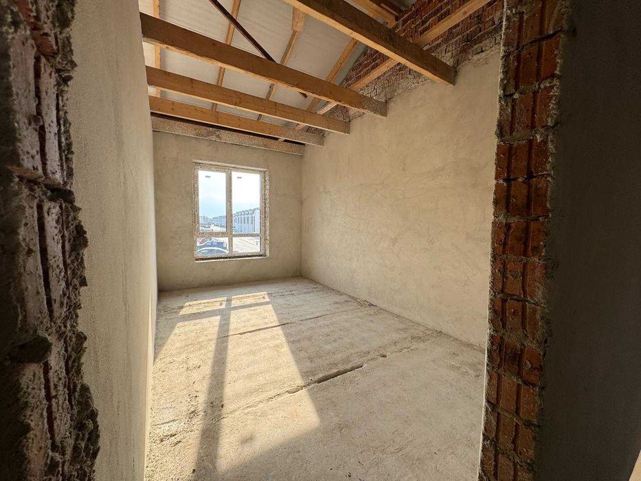 Вже Готовий будинок-КВАДРОХАУС - закритий двір! Забудовник