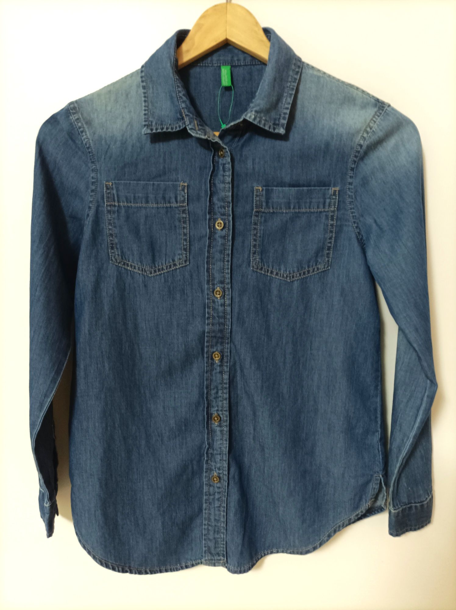 Camisa de ganga para Menina marca Benetton (Nova - 10/12 anos - XL)