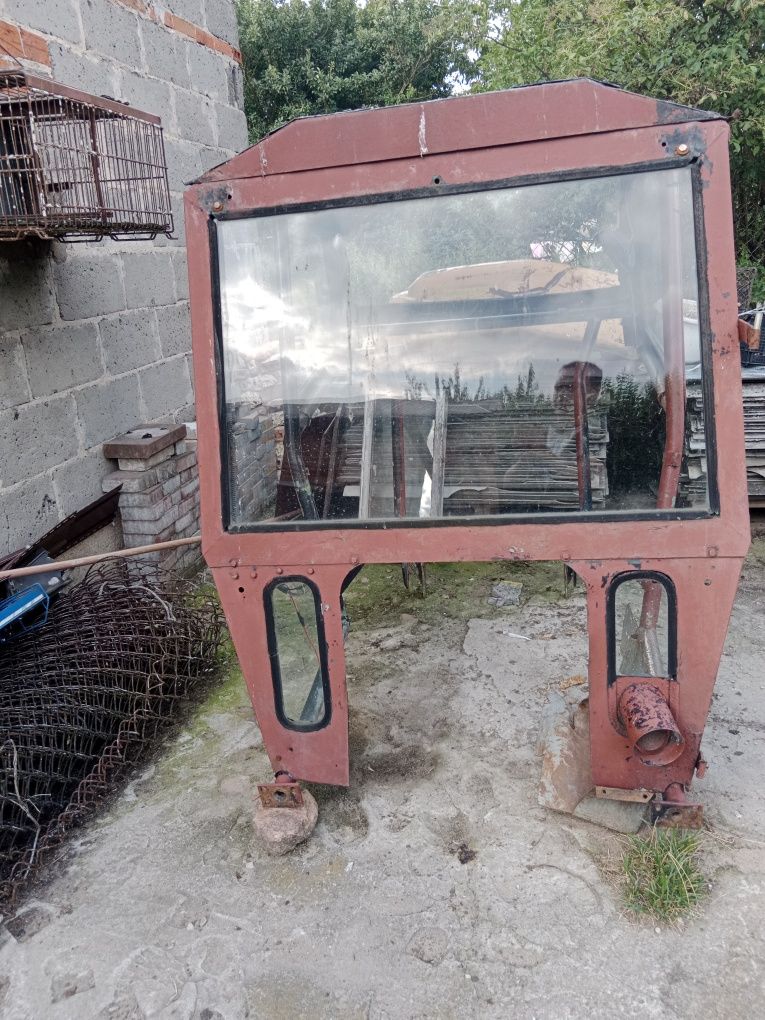 Kabina do traktora C-360 i 3-P